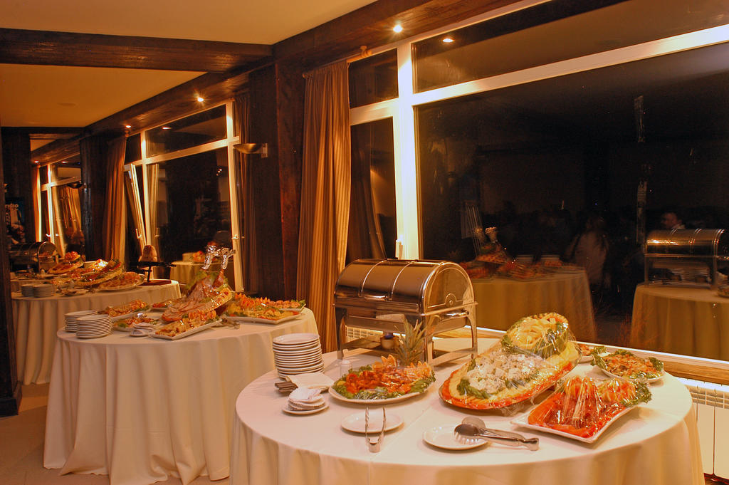 Hotel Huemul Сан Карлос де Барилоче Екстериор снимка
