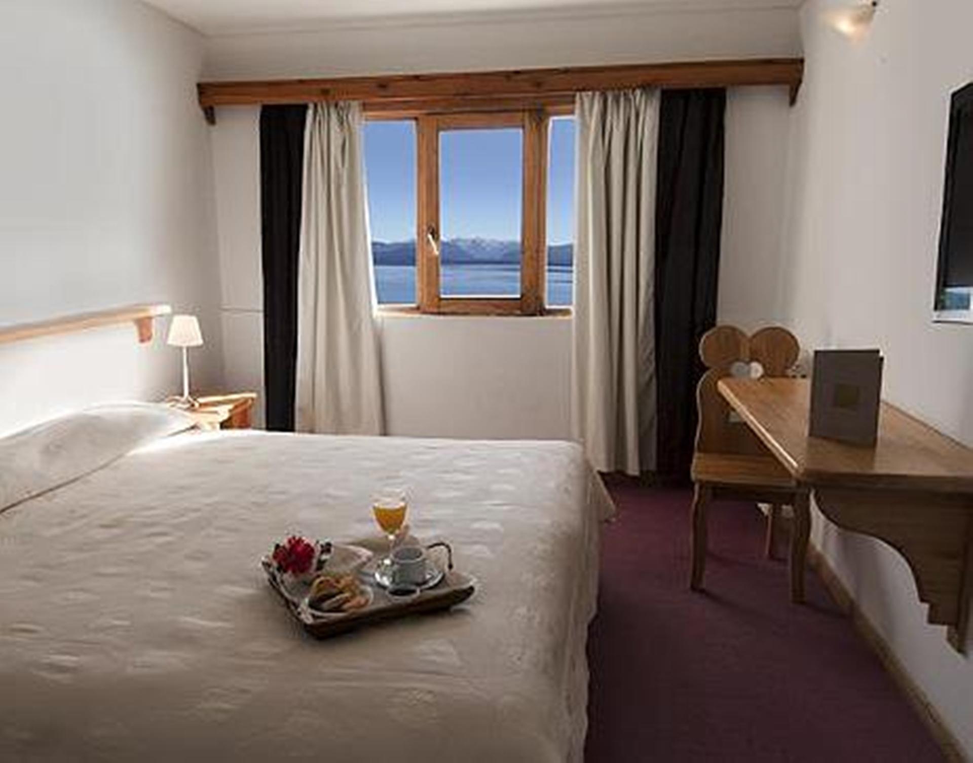 Hotel Huemul Сан Карлос де Барилоче Екстериор снимка